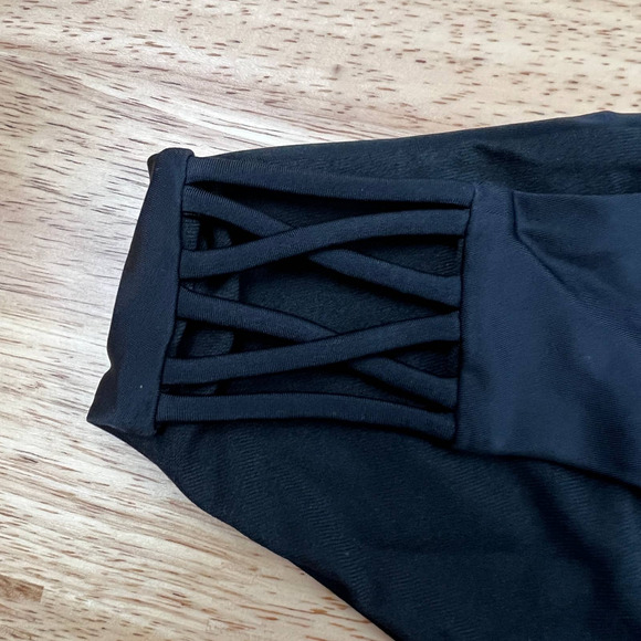 Xhilaration Juniors' Black Cheeky Bikini Swim Bottoms - Size Medium - NWT - Picture 4 of 7